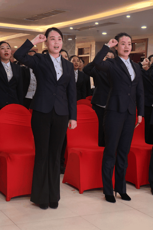 學(xué)習(xí)業(yè)務(wù)技能，再上新臺階！